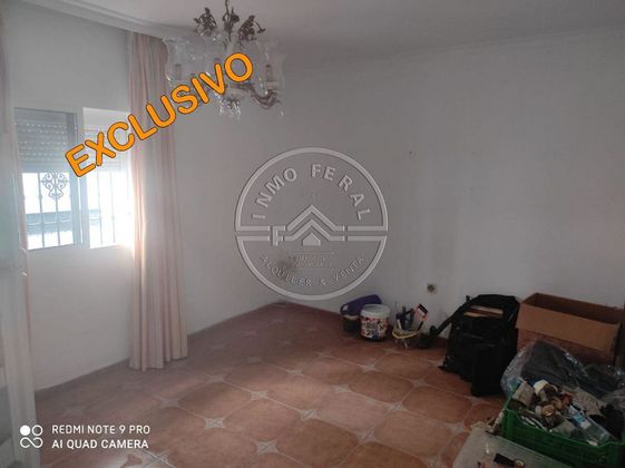 Foto 2 de Casa en venta en Écija de 3 habitaciones con terraza y piscina