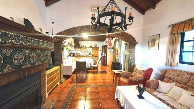 Foto 2 de Casa rural en venta en Constantina de 4 habitaciones con terraza y piscina