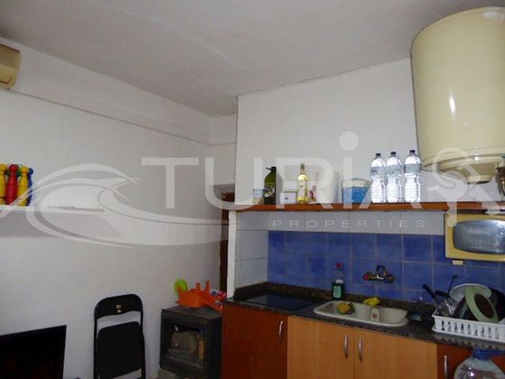 Foto 2 de Venta de casa en Pedralba de 2 habitaciones y 89 m²