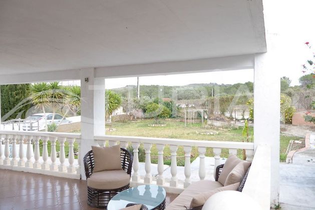Foto 2 de Xalet en venda a Pedralba de 4 habitacions amb terrassa i piscina