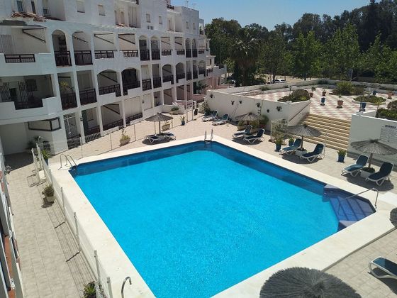 Foto 2 de Àtic en venda a Isla Cristina ciudad de 4 habitacions amb terrassa i piscina