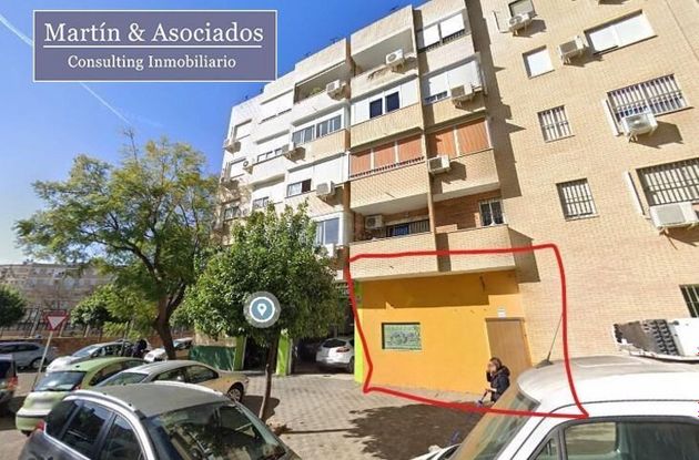 Foto 1 de Local en venda a calle Artesanos Peluqueros de 92 m²
