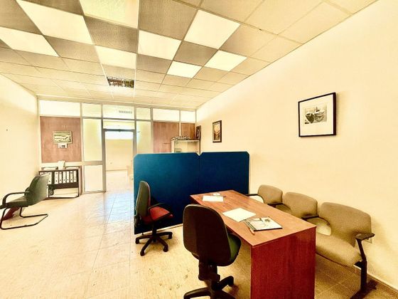 Foto 2 de Alquiler de oficina en Arroyo de la Miel de 65 m²