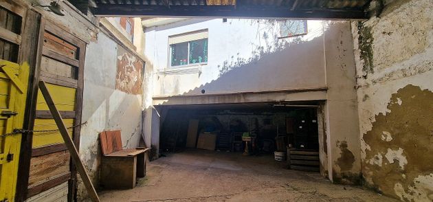 Foto 1 de Casa en venta en Ayuntamiento - El Salvador de 3 habitaciones con terraza y aire acondicionado