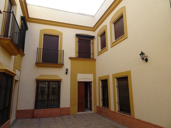 Foto 1 de Casa en venda a Marchena de 4 habitacions amb terrassa i garatge