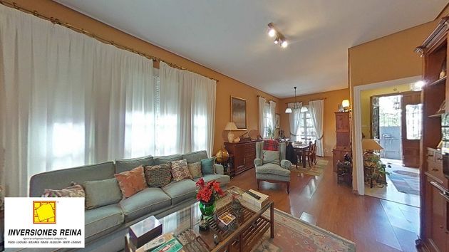 Foto 2 de Xalet en venda a Heliópolis de 8 habitacions amb terrassa i garatge