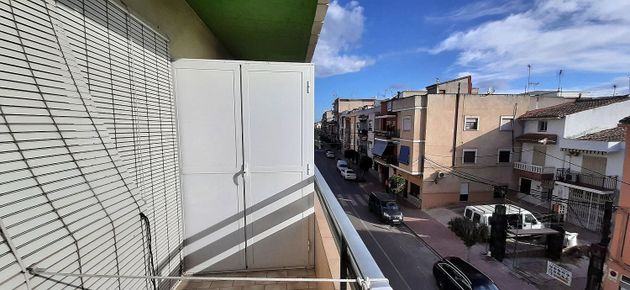 Foto 2 de Pis en venda a calle Mayor de 3 habitacions amb balcó