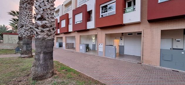 Foto 2 de Venta de casa adosada en calle Mestre Morante de 3 habitaciones con terraza y garaje