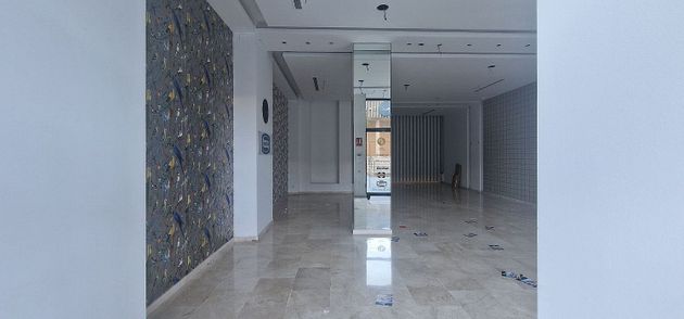 Foto 2 de Alquiler de local en Puerto Banús de 170 m²