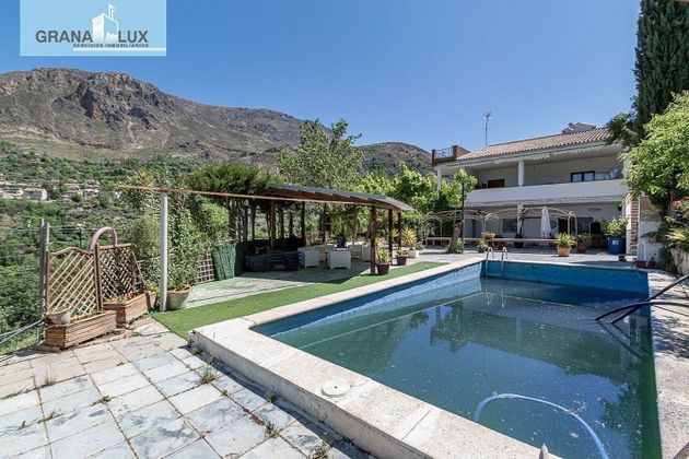 Foto 1 de Xalet en venda a Guejar Sierra de 7 habitacions amb terrassa i piscina