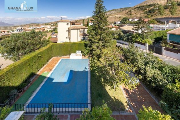 Foto 1 de Xalet en venda a Alfacar de 6 habitacions amb terrassa i piscina