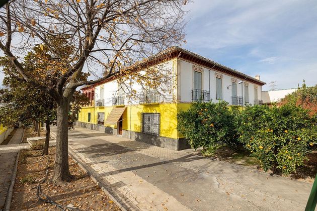 Foto 2 de Casa rural en venda a Maracena de 7 habitacions amb terrassa i piscina