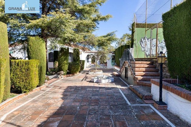 Foto 2 de Xalet en venda a Barrio de la Vega de 5 habitacions amb terrassa i piscina