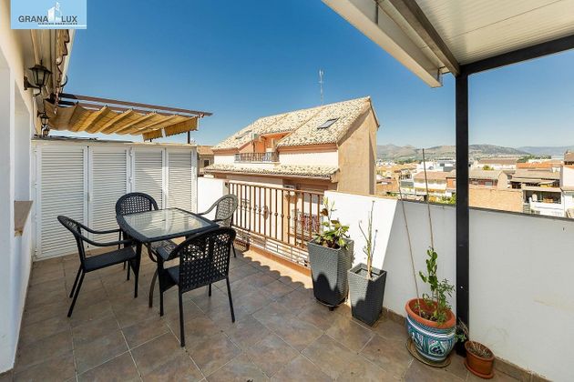 Foto 2 de Àtic en venda a Maracena de 3 habitacions amb terrassa i calefacció