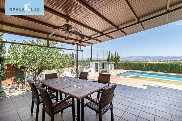 Foto 2 de Xalet en venda a Alhendín de 7 habitacions amb terrassa i piscina