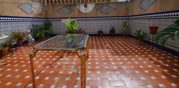 Foto 1 de Casa adossada en venda a Rinconada (La) de 4 habitacions amb terrassa