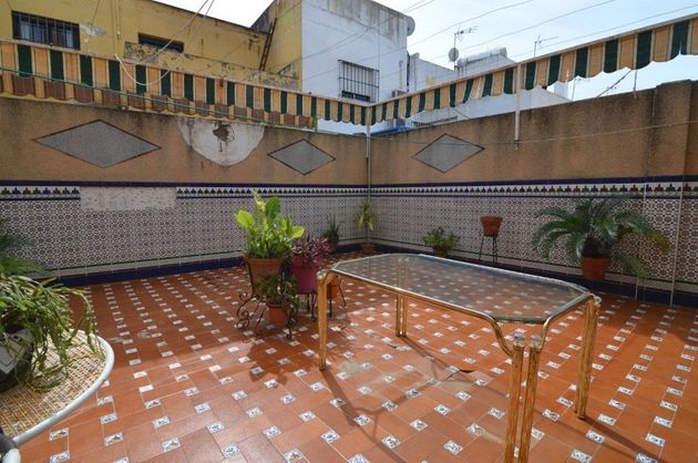 Foto 2 de Venta de casa adosada en Rinconada (La) de 4 habitaciones con terraza