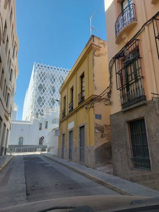 Foto 2 de Edificio en venta en Melilla de 180 m²