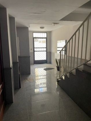 Foto 1 de Pis en venda a Melilla de 1 habitació amb terrassa i ascensor
