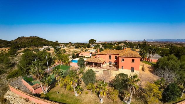 Foto 1 de Xalet en venda a Riba-roja de Túria de 6 habitacions amb terrassa i piscina