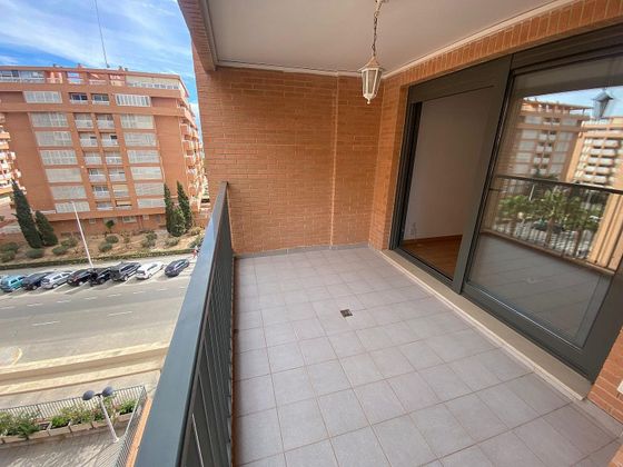 Foto 1 de Piso en venta en La Patacona de 2 habitaciones con terraza y piscina