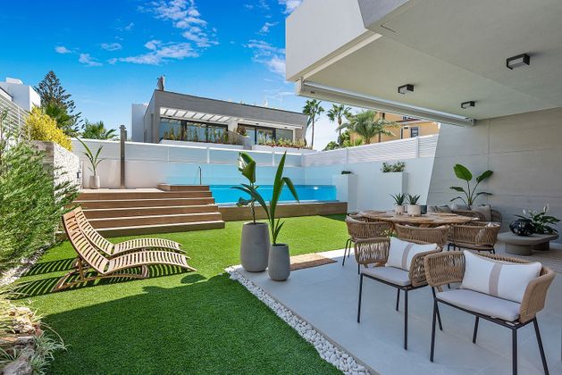 Foto 2 de Venta de casa en Puerto Banús de 5 habitaciones con terraza y piscina
