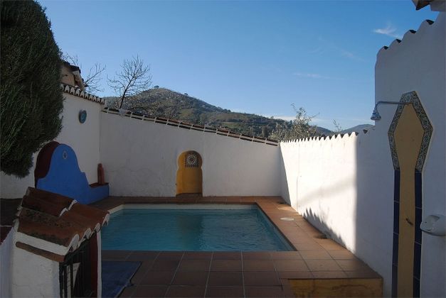 Foto 2 de Venta de casa en calle Barriada Ventorros de 7 habitaciones con terraza y piscina