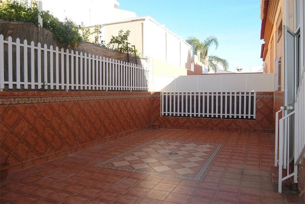 Foto 2 de Casa en venda a calle Tamarindo de 3 habitacions amb terrassa i piscina