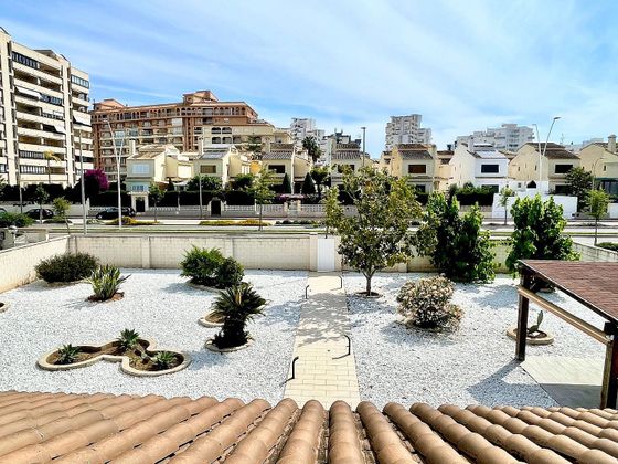 Foto 2 de Alquiler de casa en Urbanizaciones- Santa Ana- Las Estrellas de 6 habitaciones con terraza y piscina