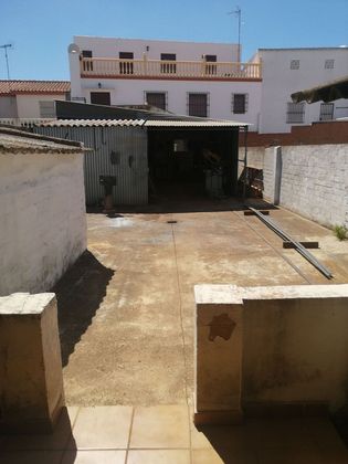 Foto 1 de Casa adossada en venda a Olivares de 3 habitacions amb jardí i aire acondicionat