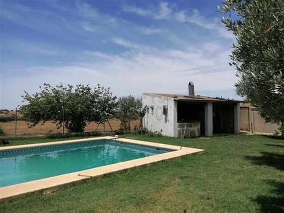 Foto 2 de Xalet en venda a Arcos de la Frontera de 4 habitacions amb terrassa i piscina