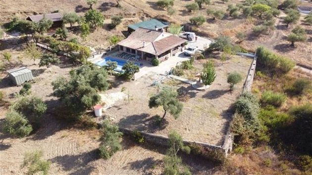 Foto 2 de Casa en venda a Jimera de Líbar de 4 habitacions amb terrassa i piscina