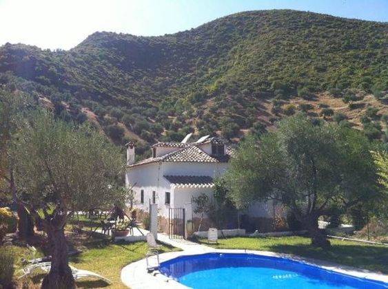 Foto 1 de Casa rural en venda a Zahara de 6 habitacions amb terrassa i piscina