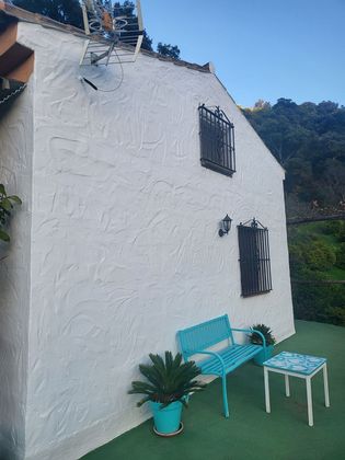 Foto 1 de Venta de casa en Jubrique de 3 habitaciones con terraza y piscina