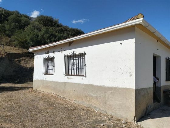 Foto 2 de Casa en venda a Jimera de Líbar de 3 habitacions amb terrassa i jardí
