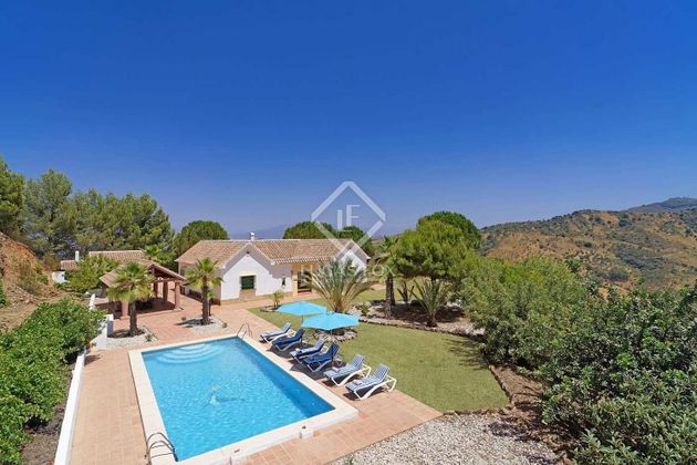 Foto 2 de Casa rural en venda a Pinares de San Antón de 4 habitacions amb terrassa i piscina