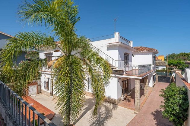 Foto 2 de Chalet en venta en Pedregalejo de 6 habitaciones con terraza y piscina
