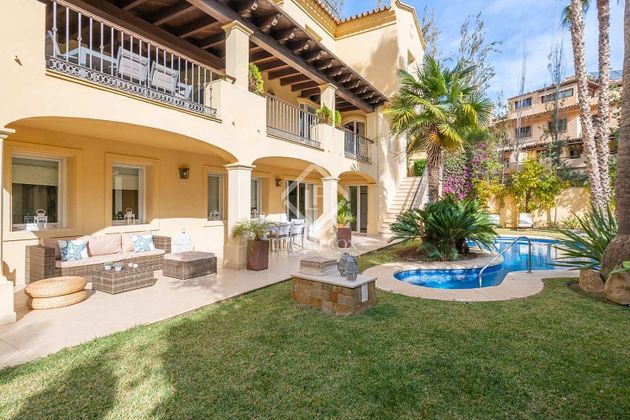 Foto 2 de Xalet en venda a Pinares de San Antón de 5 habitacions amb terrassa i piscina