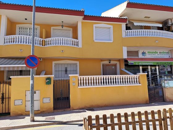 Foto 1 de Casa en venda a calle Santa Micaela de 4 habitacions amb terrassa i garatge