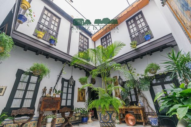Foto 1 de Xalet en venda a plaza Nueva Sevilla de 6 habitacions amb terrassa i jardí
