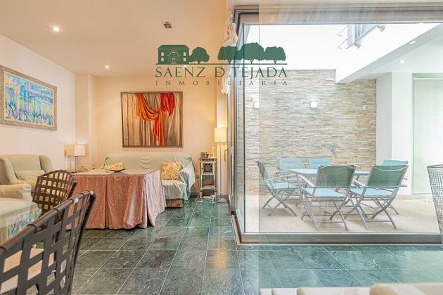 Foto 1 de Casa en venda a calle Sirena de 5 habitacions amb terrassa i piscina