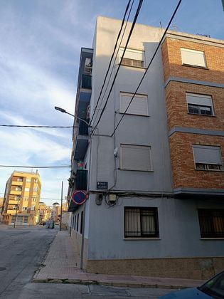 Foto 1 de Piso en venta en calle Levante de 3 habitaciones con terraza y calefacción