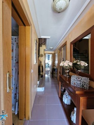 Foto 2 de Casa en venda a Linares de 3 habitacions amb balcó i aire acondicionat