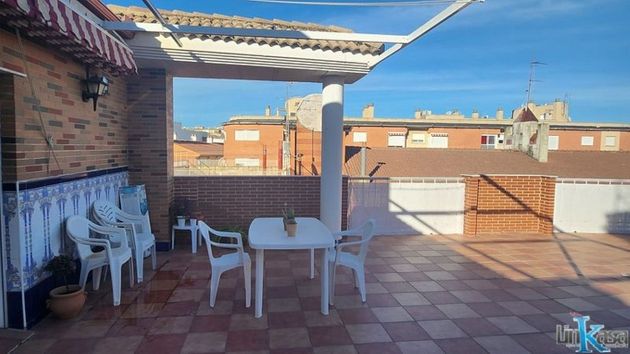 Foto 1 de Ático en venta en Linares de 2 habitaciones con terraza y garaje