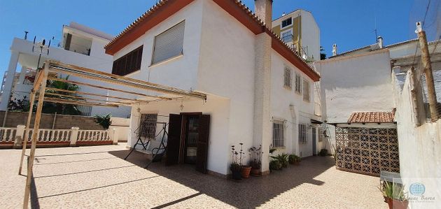 Foto 2 de Casa en venda a Pedregalejo de 5 habitacions amb terrassa i balcó