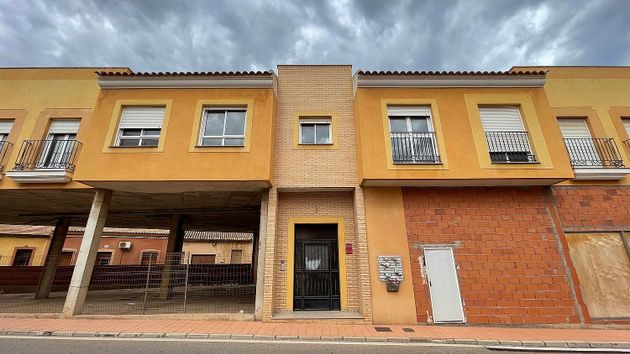 Foto 2 de Pis en venda a calle Serrano de 2 habitacions amb garatge i balcó