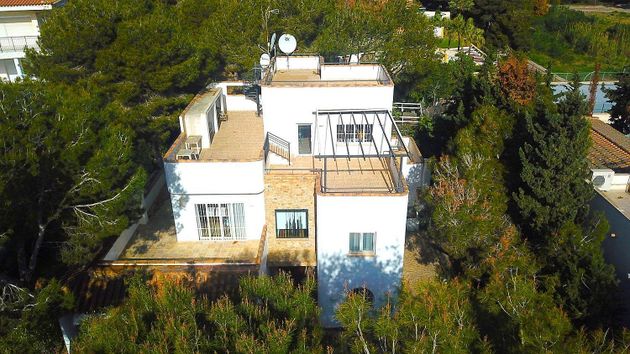 Foto 1 de Casa en venda a calle Ramón Sijé Cmor de 5 habitacions amb terrassa i piscina