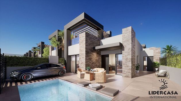 Foto 1 de Casa adossada en venda a polígono Ue Olme de 3 habitacions amb terrassa i piscina