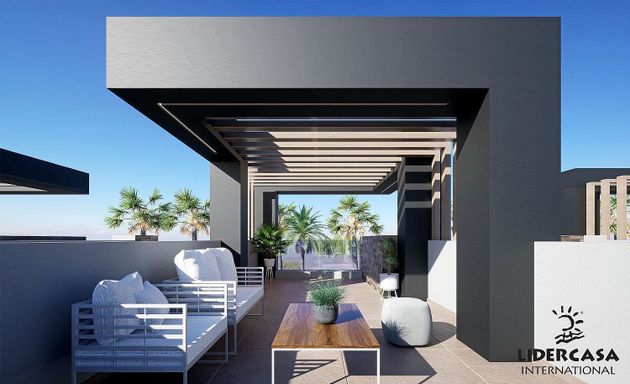Foto 2 de Casa adossada en venda a polígono Ue Olme de 3 habitacions amb terrassa i piscina