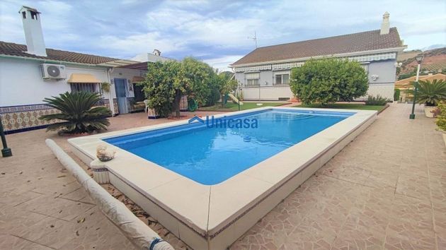 Foto 2 de Pis en venda a Campanillas de 5 habitacions amb piscina